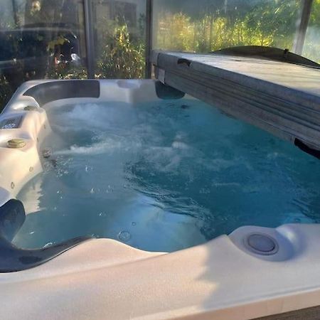 Bas De Villa, 2 Terrasses, Piscine, Spa, Sauna... Neffes Екстер'єр фото