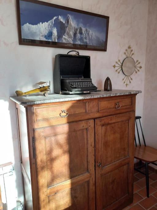 Bas De Villa, 2 Terrasses, Piscine, Spa, Sauna... Neffes Екстер'єр фото